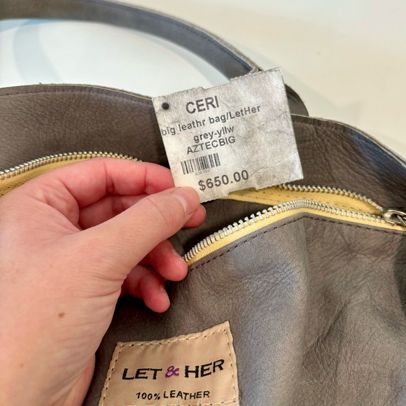 AMAZING Let & Her Oversized Gray Aztec 100% Leather Bag - Picture 9 of 12